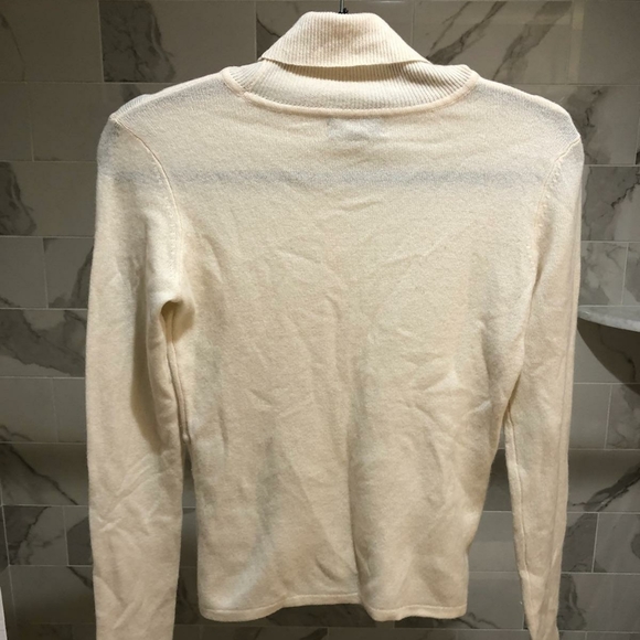 Sweater - Picture 2 of 2